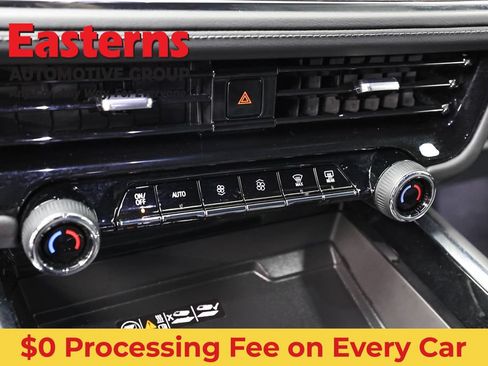 Used 2025 Chevrolet Suburban Z71 AWD/4WD image 20