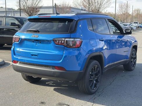 New 2026 Jeep Compass Latitude image 12