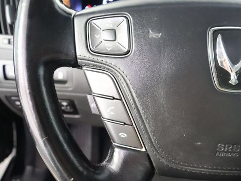 Used 2013 Hyundai Equus Signature RWD image 35