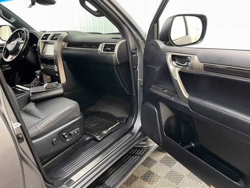 Used 2021 Lexus GX 460 Premium image 41