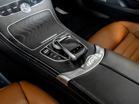 Used 2019 Mercedes-Benz C 300 4MATIC Cabriolet image 30