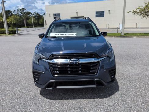 Used 2025 Subaru Ascent Limited w/ Popular Package #1 AWD/4WD image 10