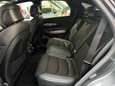 Used 2023 Genesis GV70 2.5T w/ Sport Prestige Package AWD/4WD image 14