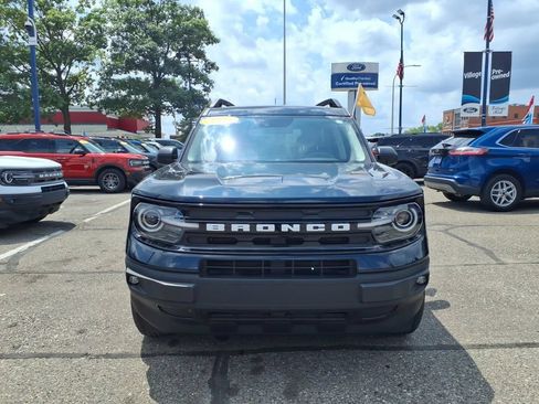 Used 2023 Ford Bronco Sport Outer Banks w/ Tech Package AWD/4WD image 2