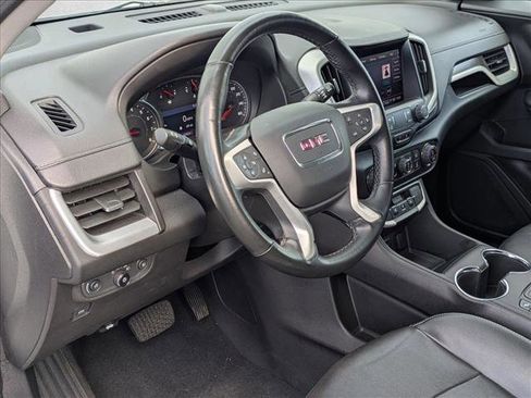 Used 2023 GMC Terrain SLT image 10