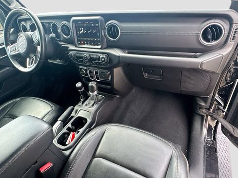 Used 2022 Jeep Wrangler Unlimited Sahara w/ Safety Group AWD/4WD image 32