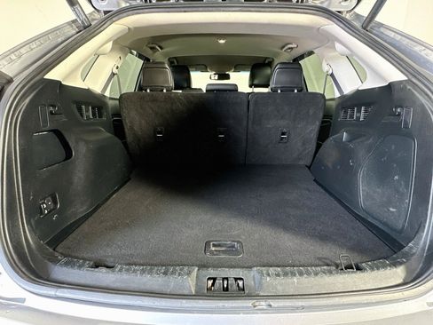Used 2020 Ford Edge Titanium FWD image 27
