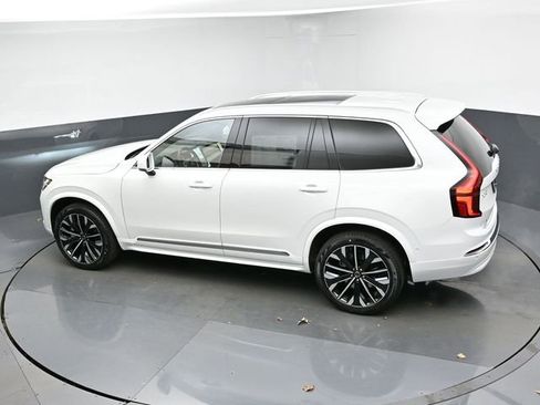 New 2026 Volvo XC90 B6 Plus w/ Protection Package Premier image 48