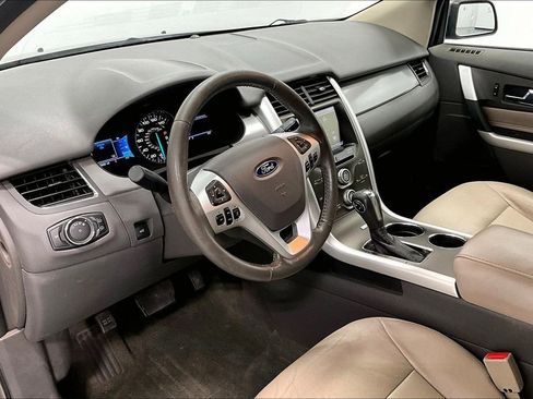 Used 2013 Ford Edge SEL FWD image 16