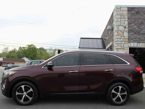 Used 2018 Kia Sorento EX w/ EX Advanced Touring Package image 10