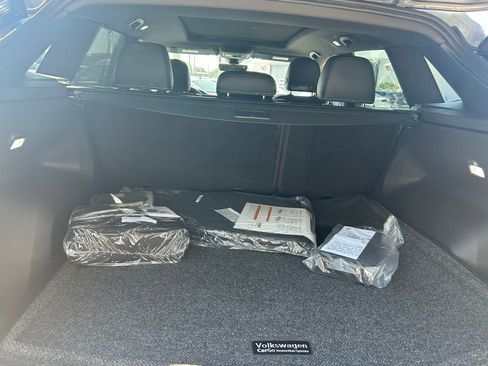 New 2026 Volkswagen Atlas Cross Sport SEL R-Line image 41