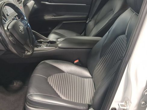 Used 2023 Toyota Camry SE FWD image 19