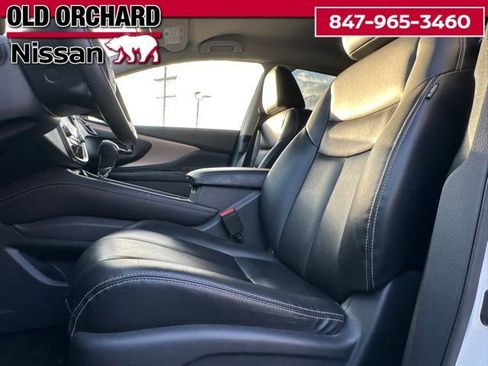 Used 2024 Nissan Murano SV w/ SV Midnight Edition Package image 9