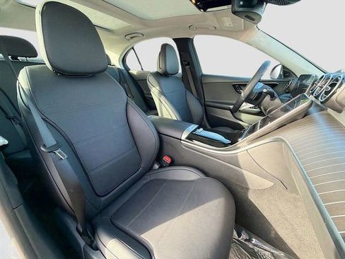 Used 2024 Mercedes-Benz C 300 Sedan image 15