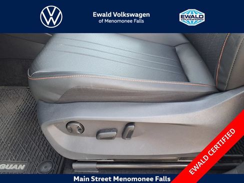 Used 2024 Volkswagen Tiguan Wolfsburg Edition AWD/4WD image 10