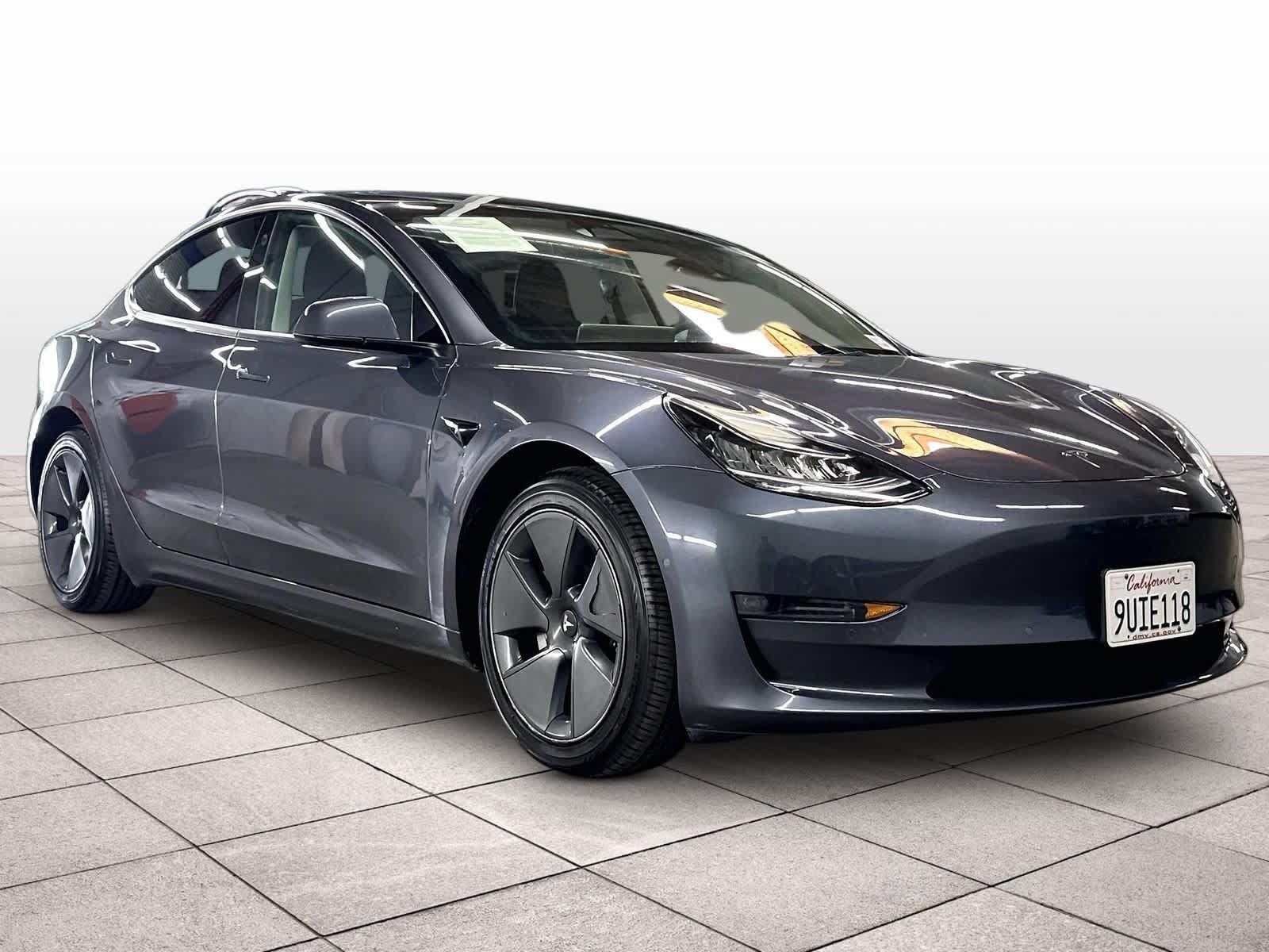 Used 2022 Tesla Model 3 Long Range AWD/4WD image 2