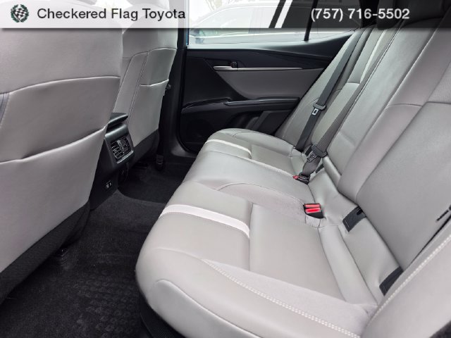 Used 2026 Toyota Camry SE w/ Convenience Package FWD image 19