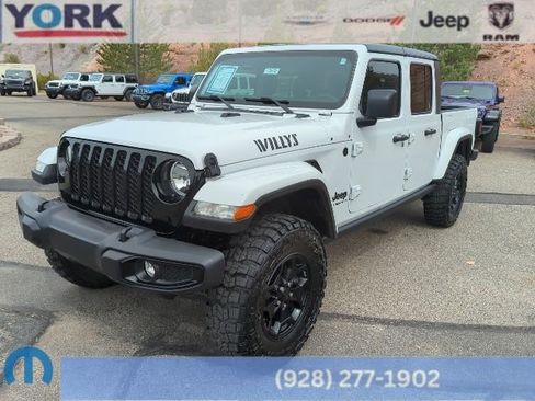 Used 2021 Jeep Gladiator Sport image 1