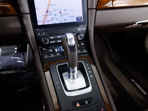 Used 2019 Porsche 911 Carrera image 21