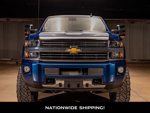 Used 2016 Chevrolet Silverado 2500 High Country w/ Duramax Plus Package image 4