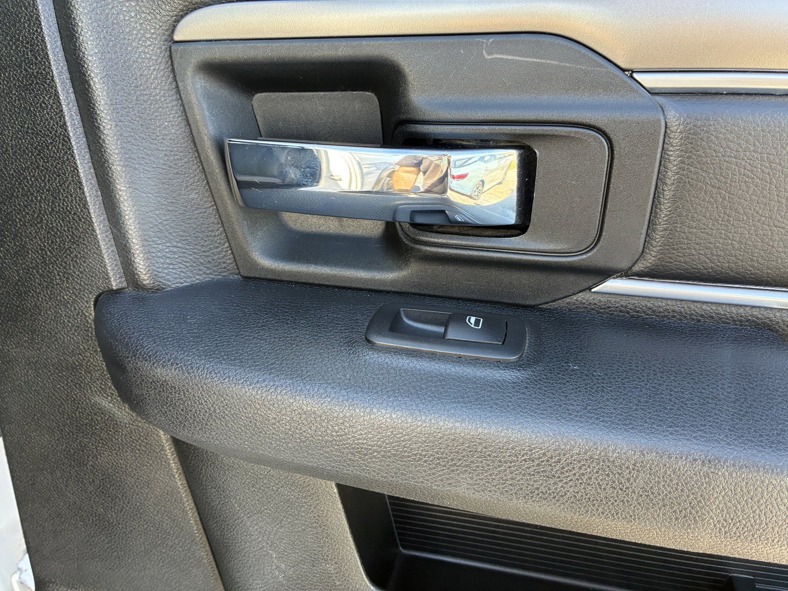 Used 2024 RAM 1500 Warlock AWD/4WD image 12