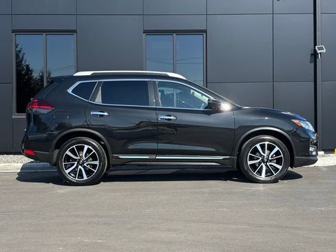Used 2020 Nissan Rogue SL w/ Premium Package image 8