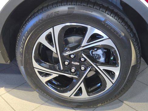 New 2026 Lincoln Nautilus Premier AWD/4WD image 11