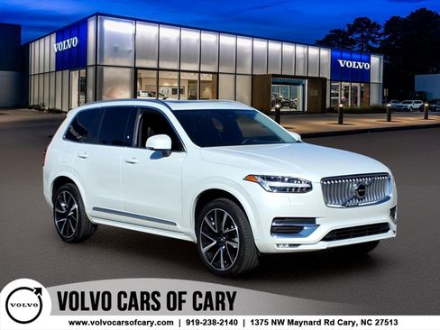 Certified 2023 Volvo XC90 B5 Plus w/ Protection Package Premier AWD/4WD image 1