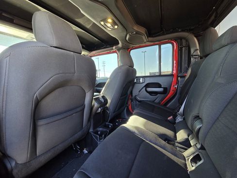 Used 2020 Jeep Gladiator Sport w/ Quick Order Package 24S image 26