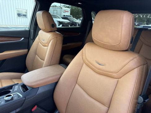 New 2026 Cadillac XT5 Premium Luxury w/ Driver Assist Package FWD image 21
