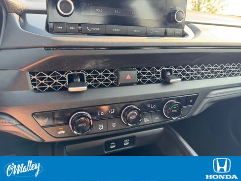 Certified 2023 Honda Accord EX image 20