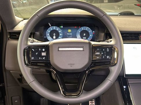 Used 2024 Land Rover Range Rover Evoque Dynamic SE image 20