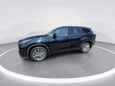 Used 2021 Toyota Highlander Platinum AWD/4WD image 5