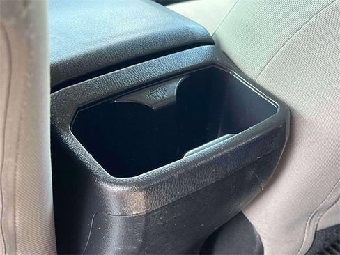 Used 2018 Toyota Tacoma SR5 image 16