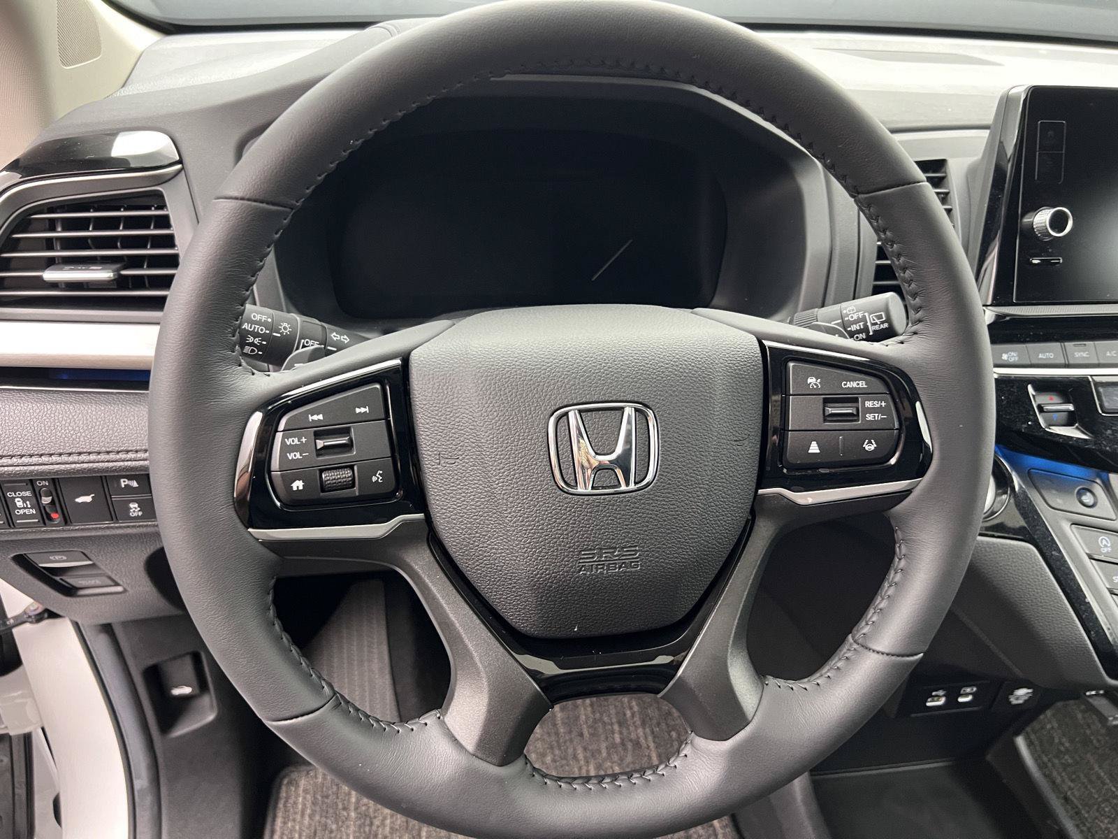 Certified 2026 Honda Odyssey Touring image 19