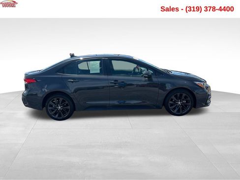 Used 2023 Toyota Corolla SE FWD image 6