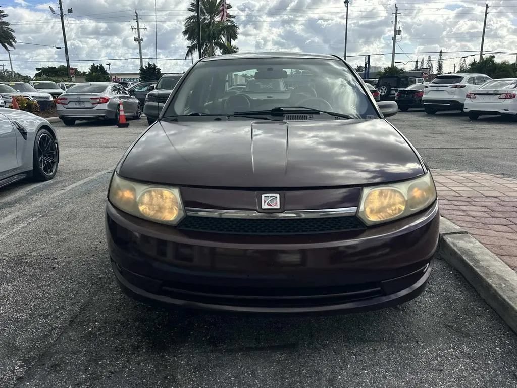 Used 2003 Saturn ION Level 2 w/ Convenience Pkg FWD image 2