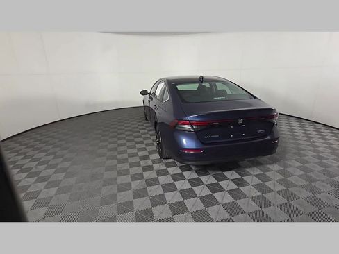 Used 2023 Honda Accord Touring image 39