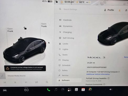 Used 2023 Tesla Model 3 Standard Range RWD image 17