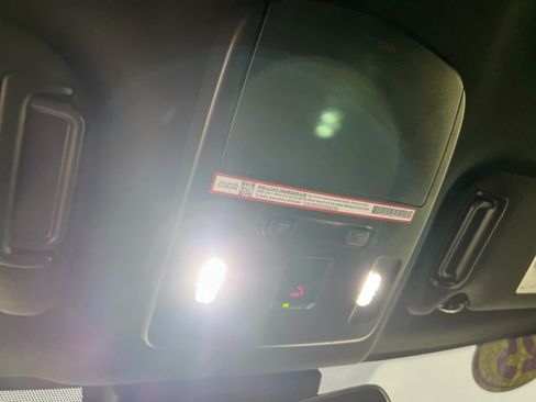 Used 2025 Toyota Camry SE w/ Convenience Package FWD image 20