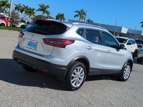 Used 2020 Nissan Rogue Sport SV image 5