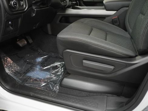 New 2026 RAM 1500 Express AWD/4WD image 27