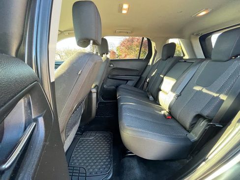 Used 2017 GMC Terrain SLE image 17