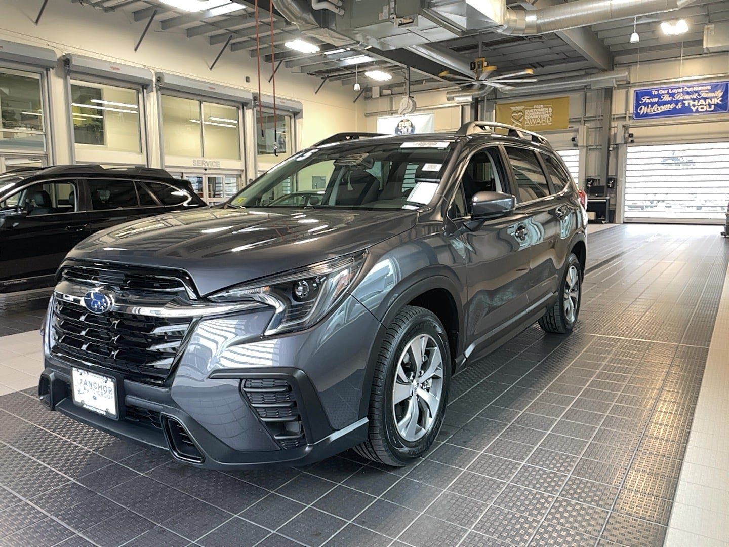 Used 2025 Subaru Ascent Premium AWD/4WD image 3