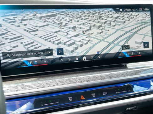Used 2023 BMW 740i w/ Parking Assistance Package RWD image 48