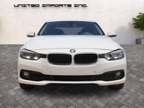 Used 2017 BMW 320i Sedan RWD image 8