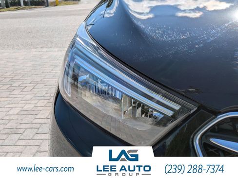 Used 2018 Buick Encore Preferred image 8