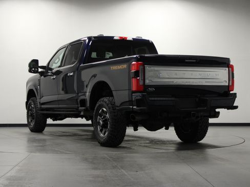 Used 2023 Ford F250 Platinum w/ Tremor Off-Road Package AWD/4WD image 6