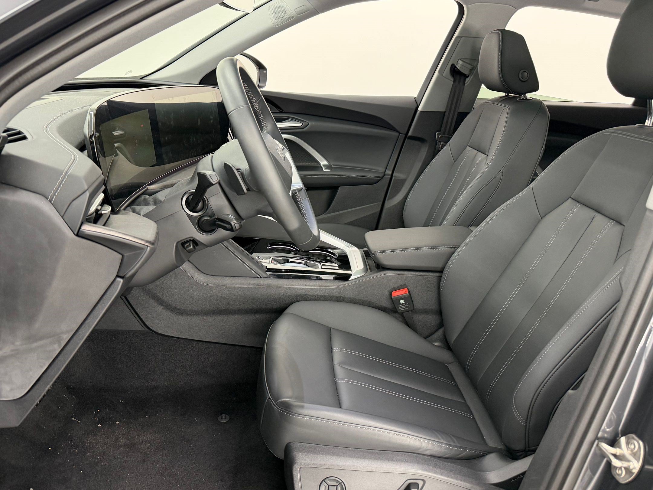 Certified 2025 Audi Q5 Premium AWD/4WD image 5