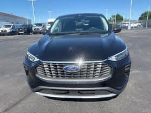 Used 2023 Ford Escape Active AWD/4WD image 2